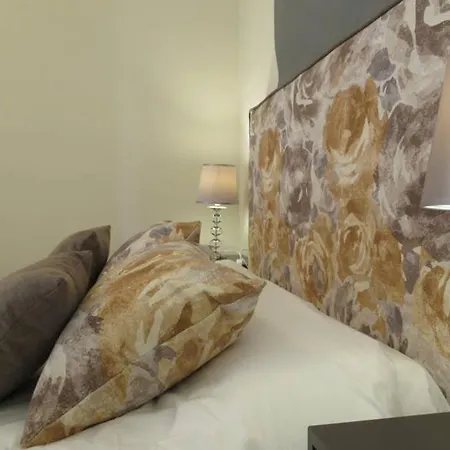 Center Cathedral Views & Free Wifi Apartment